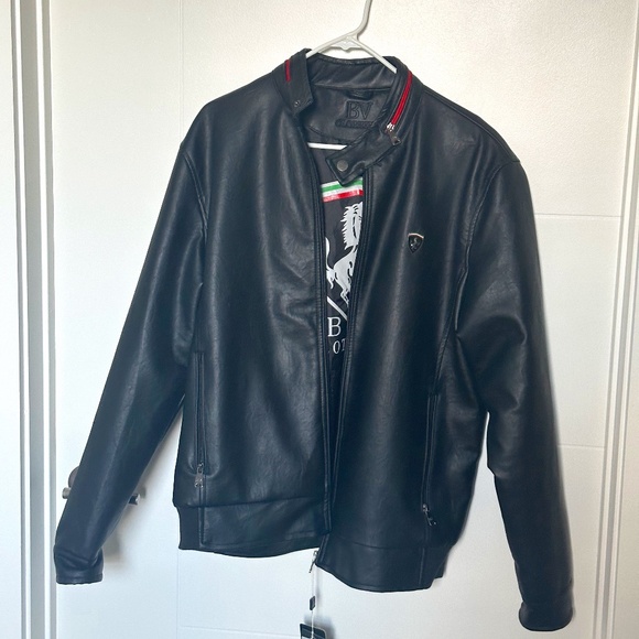 Men's Black Italian Leather Bikers’ Jacket Small with Elegant Style